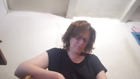 kissandvibe online show from June 2026 07:56:01 PM