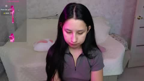 Hot Eva online show from May 2026 04:18:02 AM