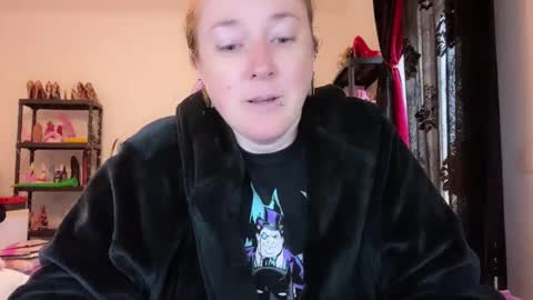 kissica online show from December 2025 11:41:02 AM