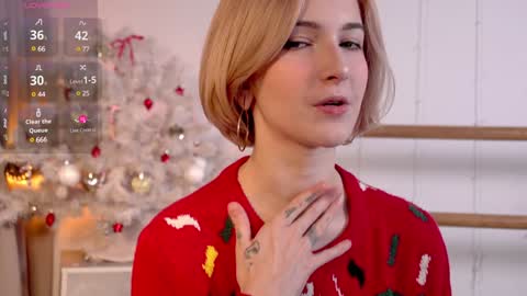 Snapshot of kisskiss_muah chatting on December 2024 01:39:01 PM Kate online show from December 2024 01:39:01 PM