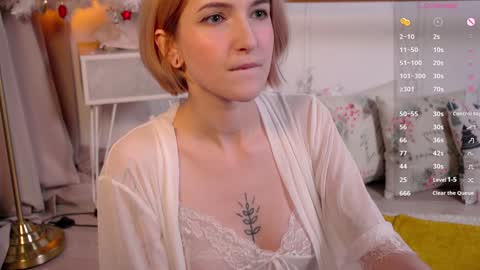 Snapshot of kisskiss_muah chatting on December 2024 08:04:01 PM Kate online show from December 2024 08:04:01 PM