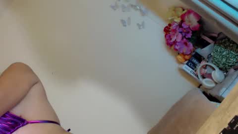 Saint Onicka online show from December 2024 05:47:02 PM