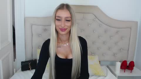 Natalie online show from September 2025 07:56:02 AM