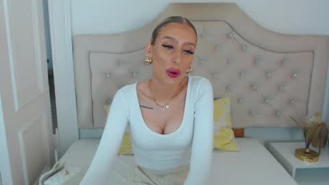 Natalie online show from May 2026 09:49:02 AM