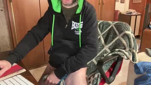 kissofbanned1983 online show from February 2026 11:42:02 AM