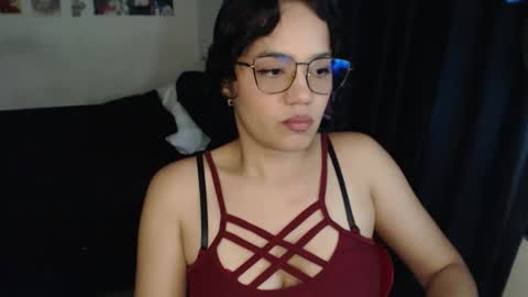 Snapshot of kitcatdreams chatting on April 2026 11:27:01 PM kitcatdreams online show from April 2026 11:27:01 PM