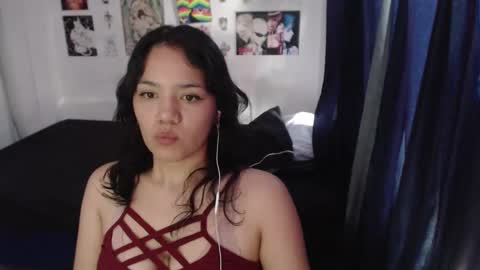 Snapshot of kitcatdreams chatting on April 2026 04:23:01 PM kitcatdreams online show from April 2026 04:23:01 PM