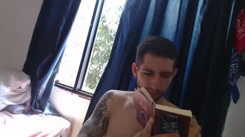 Snapshot of kitcatdreams chatting on April 2026 06:14:02 PM kitcatdreams online show from April 2026 06:14:02 PM