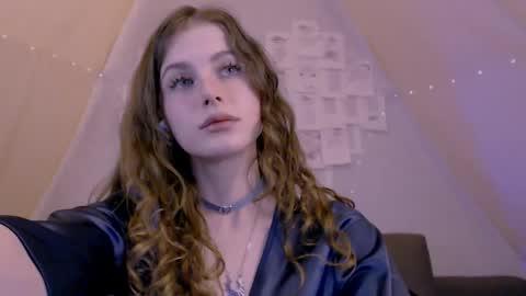 kitkatsweetspot online show from April 2026 09:09:02 PM