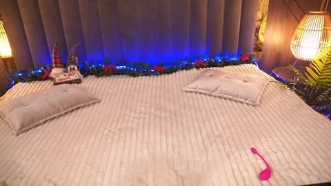 Snapshot of kitnis1love chatting on January 2025 11:13:02 PM kitness online show from January 2025 11:13:02 PM