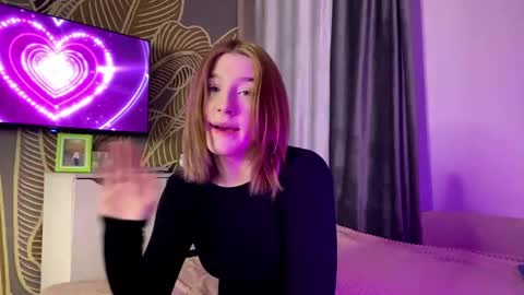 Tanesha online show from April 2026 02:09:01 PM