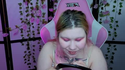 kitsune_little online show from May 2026 08:21:02 AM