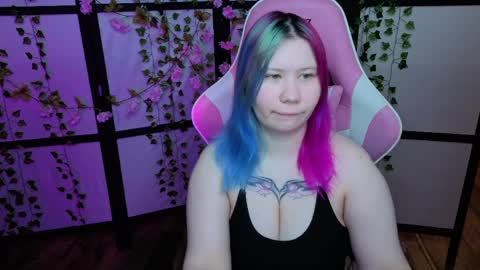 kitsune_little online show from May 2026 10:06:02 PM