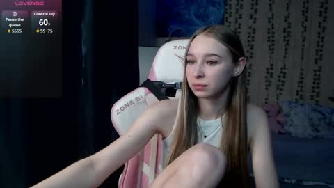 kitsuneyX online show from April 2026 01:25:01 AM