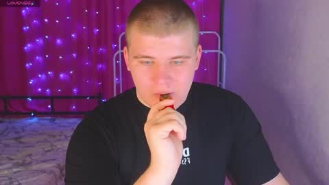 Vlad online show from April 2026 08:20:02 PM