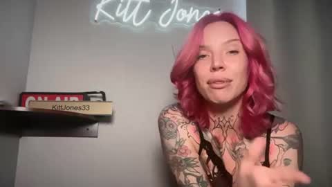 kittjones33 online show from June 2026 04:54:01 PM