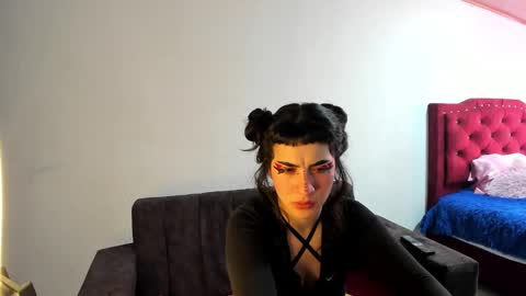 kitty__chs online show from September 2025 05:38:02 PM