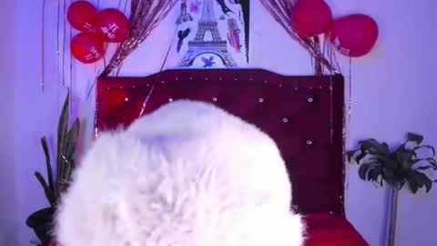 kitty__chs online show from February 2026 03:19:01 PM