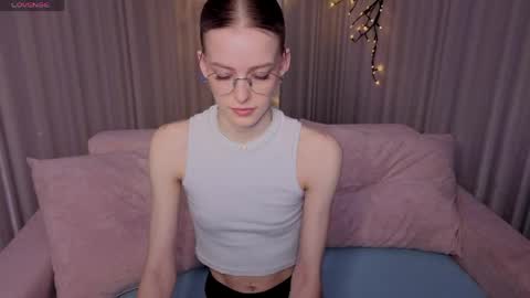 Snapshot of kitty__like18 chatting on May 2026 01:02:02 AM Kitty online show from May 2026 01:02:02 AM