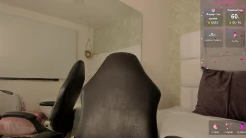 Kitty  online show from May 2026 06:30:01 AM