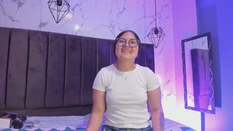 Kate online show from September 2025 07:28:01 PM