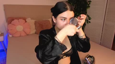 kitty_cut1ee_ online show from May 2026 07:02:02 AM
