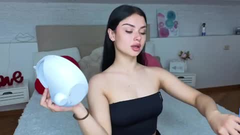 kitty_cut1ee_ online show from May 2026 06:32:02 AM