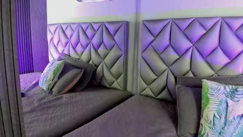 Snapshot of kitty_dolly1 chatting on March 2026 09:25:01 PM online show from March 2026 09:25:01 PM