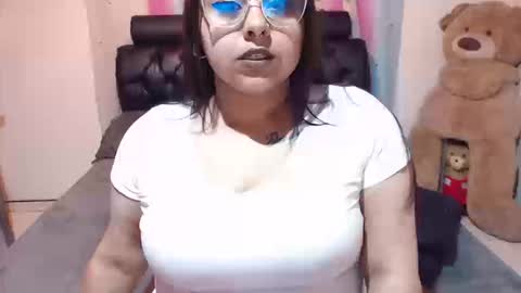 kitty online show from September 2025 11:07:01 PM