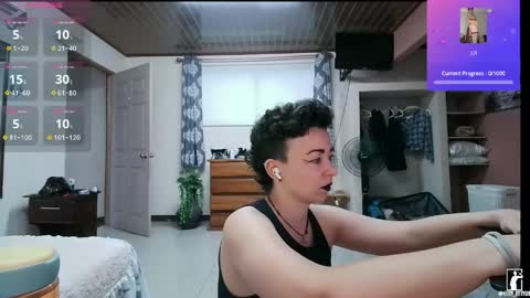 kitty_fitty29 online show from May 2026 11:34:01 PM
