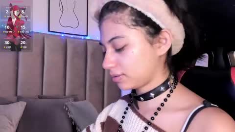 Snapshot of kitty_gang chatting on February 2025 02:37:02 AM Camila online show from February 2025 02:37:02 AM