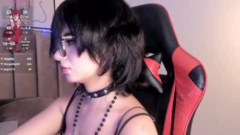 Snapshot of kitty_gang chatting on February 2025 05:48:02 AM Camila online show from February 2025 05:48:02 AM