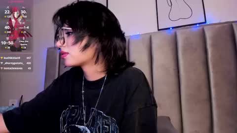 Snapshot of kitty_gang chatting on March 2025 08:52:01 AM Camila online show from March 2025 08:52:01 AM