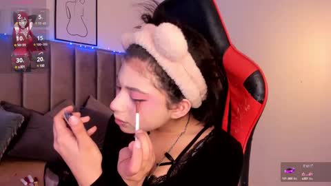 Snapshot of kitty_gang chatting on March 2025 02:52:01 AM Camila online show from March 2025 02:52:01 AM