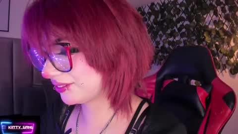 Snapshot of kitty_gang chatting on September 2025 02:45:01 AM Camila online show from September 2025 02:45:01 AM