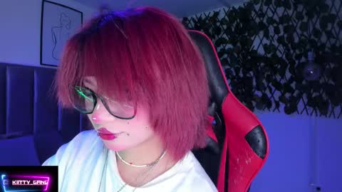 Snapshot of kitty_gang chatting on October 2025 02:29:01 AM Camila online show from October 2025 02:29:01 AM