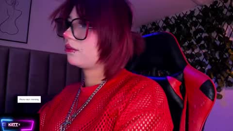 Snapshot of kitty_gang chatting on October 2025 02:46:02 AM Camila online show from October 2025 02:46:02 AM