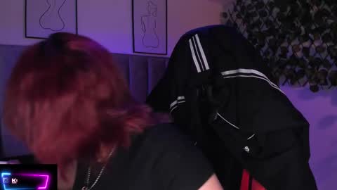 Snapshot of kitty_gang chatting on November 2025 02:11:02 AM Camila online show from November 2025 02:11:02 AM