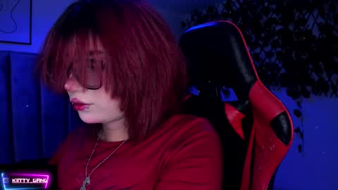 Snapshot of kitty_gang chatting on December 2025 02:38:01 AM Camila online show from December 2025 02:38:01 AM