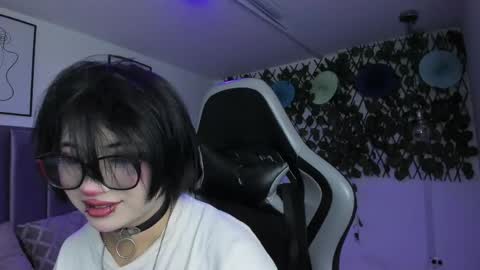 Snapshot of kitty_gang chatting on June 2026 01:19:01 AM Camila online show from June 2026 01:19:01 AM