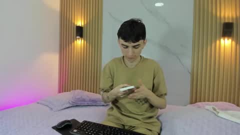 kitty_gill online show from December 2024 02:38:02 PM