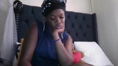 kitty_kerry online show from April 2026 11:57:01 AM
