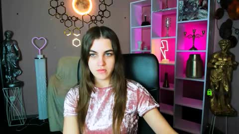 Snapshot of kitty_layy chatting on November 2025 10:26:02 AM kitty online show from November 2025 10:26:02 AM