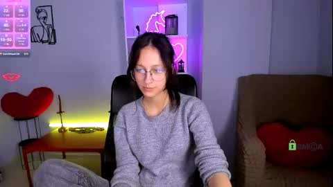 Snapshot of kitty_layy chatting on November 2025 02:02:01 AM kitty online show from November 2025 02:02:01 AM