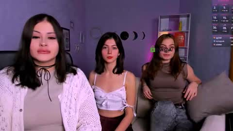 Snapshot of kitty_layy chatting on December 2025 08:36:02 PM kitty online show from December 2025 08:36:02 PM