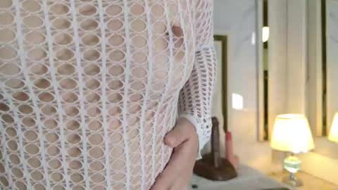 Snapshot of kitty_lovee1 chatting on October 2025 03:12:02 AM kitty online show from October 2025 03:12:02 AM