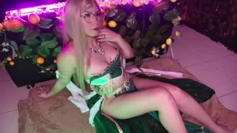 Kitty online show from May 2026 03:03:02 AM