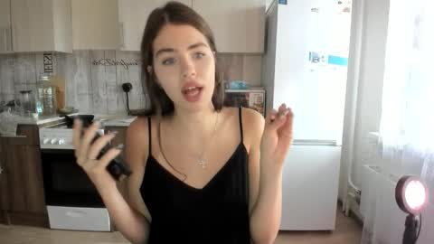 kitty mila online show from September 2025 10:15:01 AM