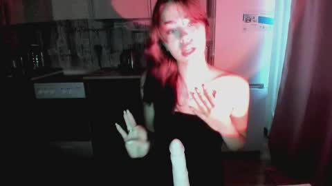 kitty mila online show from October 2025 11:38:02 AM