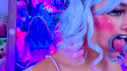 Snapshot of kitty_niki chatting on December 2025 09:52:02 PM Nicol Gomez online show from December 2025 09:52:02 PM